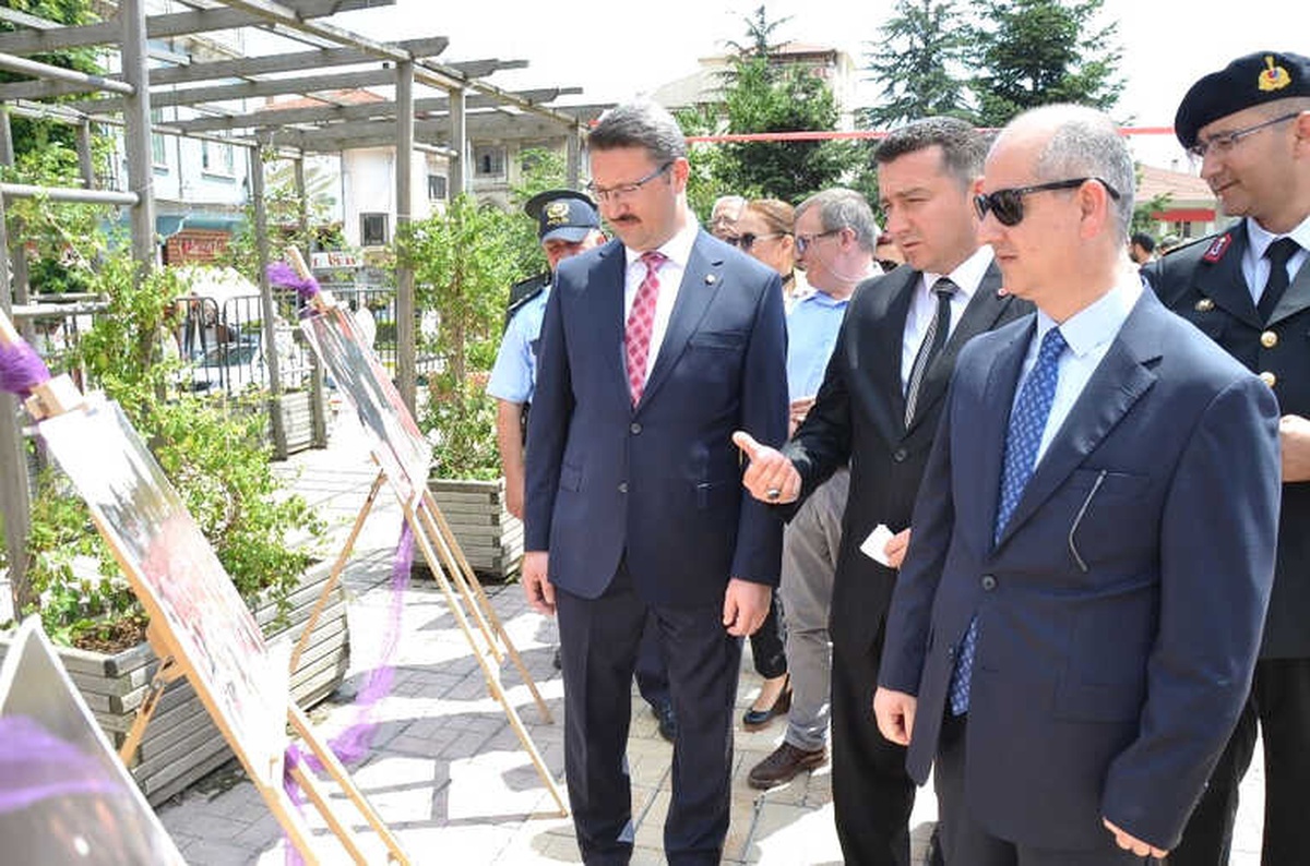 Bozüyük\'te "15 Temmuz" Konulu Fotoğraf Sergisi