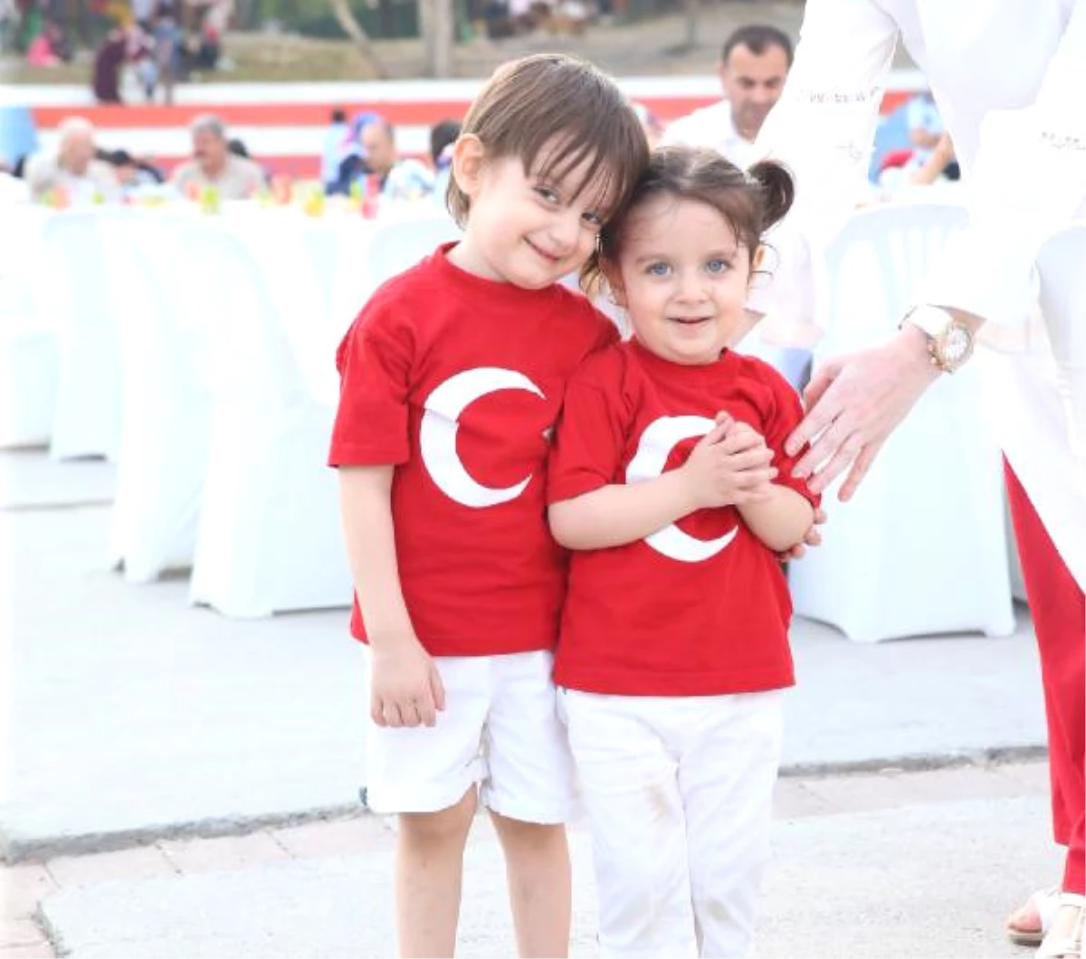 Filistinli El Cüneydi: 15 Temmuz\'da Türkiye İçin Ayağa Kalktık