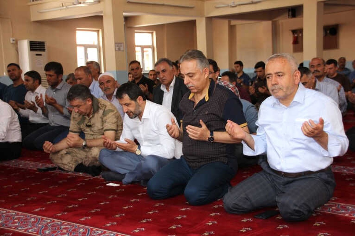 Hakkari\'de Şehitler İçin Mevlit Okutuldu