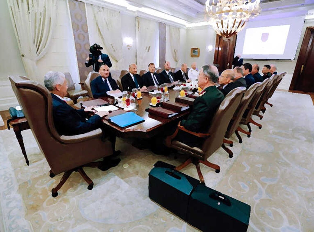 İki Bakan Daha Yaş Üyesi Oldu