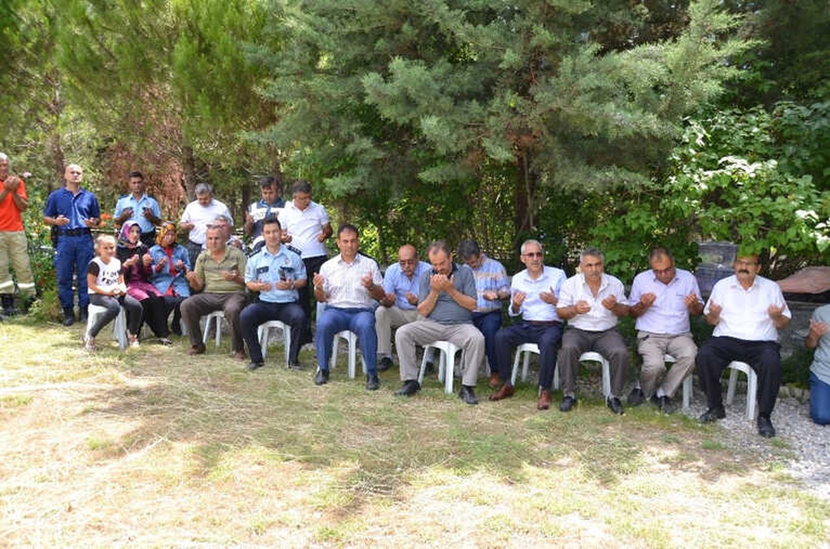 Kargı\'da Şehitlikler Ziyaret Edildi