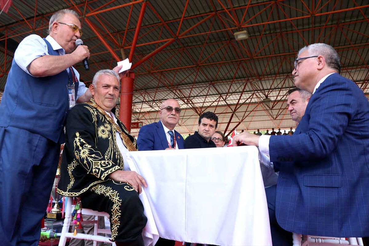 Kırkpınar\'da "Ağa" Değişmedi