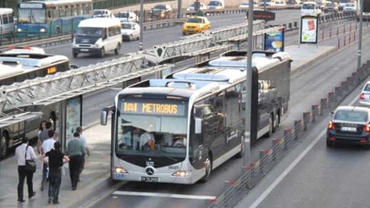 Metrobüs Bugün 2. Köprü\'yü Kullanacak