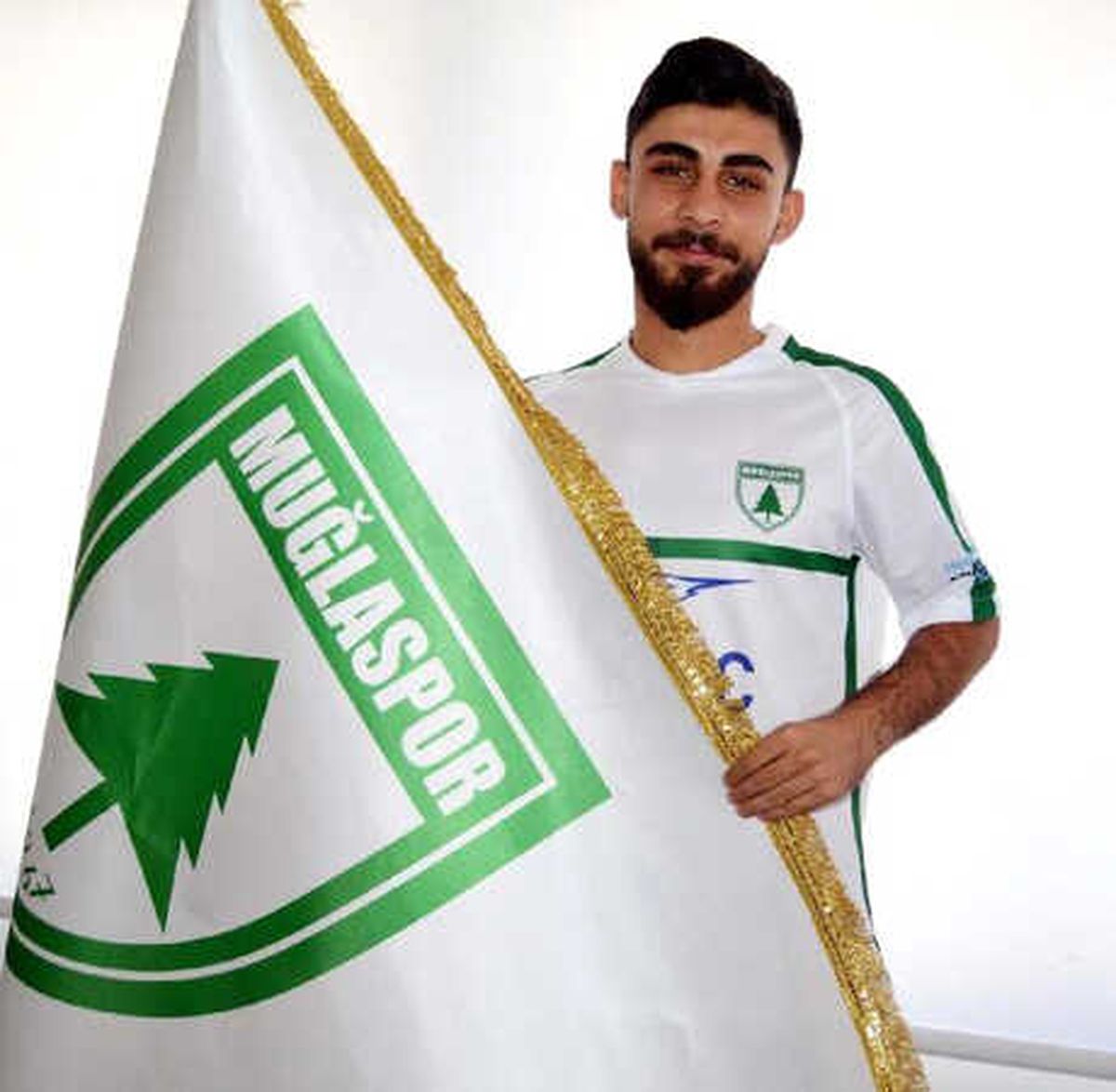 Muğlaspor\'da Ramazan Takımda Kaldı