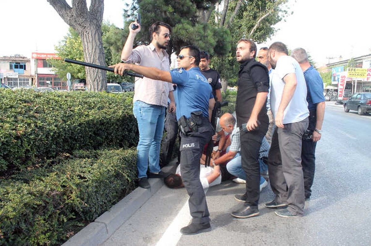 Onların Hepsini Vuracağım, Yaz Buraya"