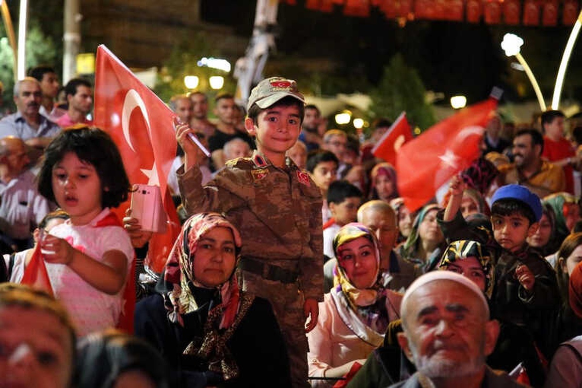 Tokatlılar 15 Temmuz\'da Meydanları Boş Bırakmadı