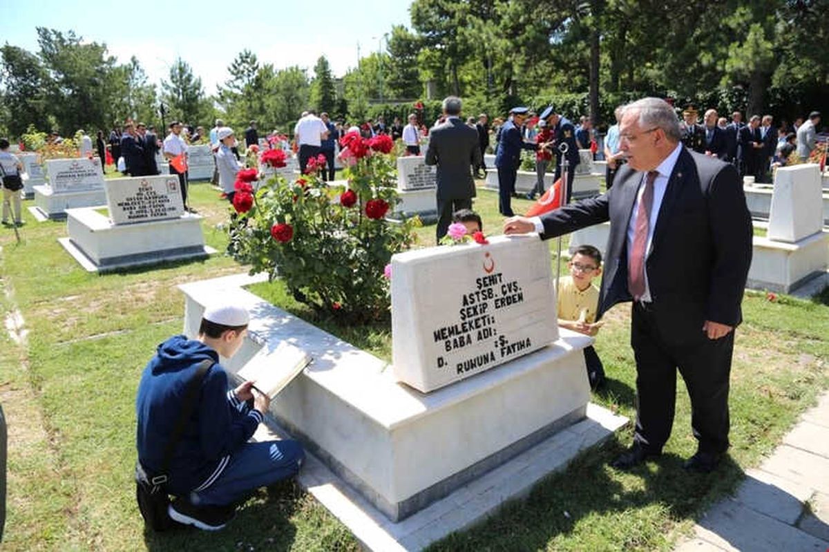 Vali Ahmet Hamdi Nayir: Bir Daha 15 Temmuz\'lar Yaşanmasın"