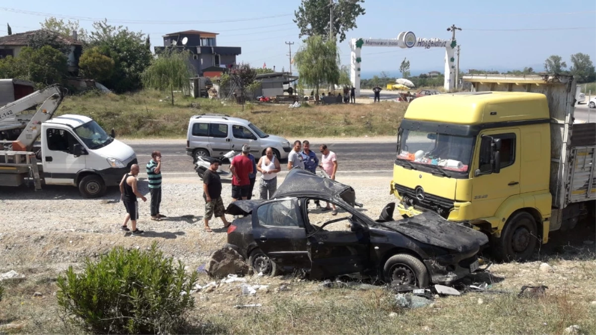 Yalova\'da Feci Kaza: 3 Ölü,1 Yaralı