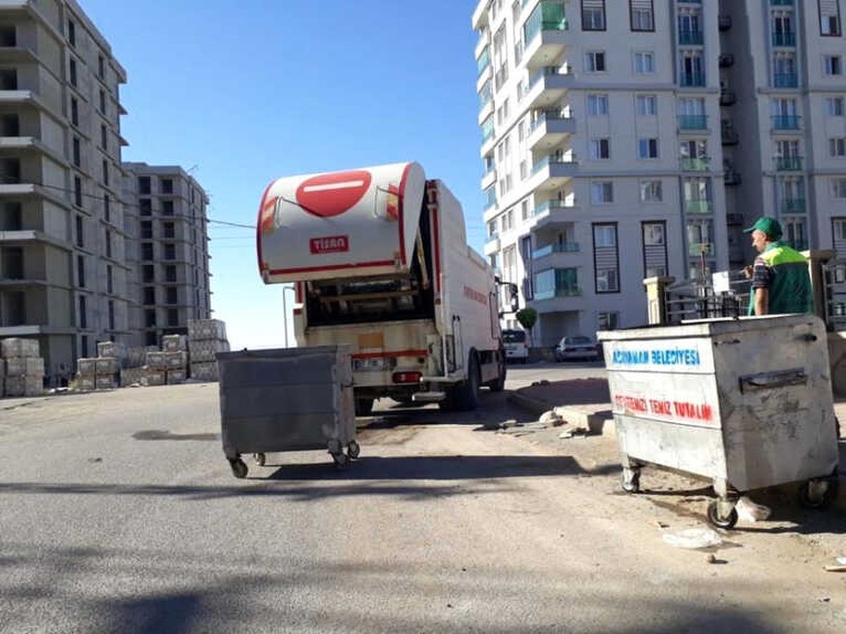 Adıyaman\'da Çöp Konteynırları Günlük Temizleniyor