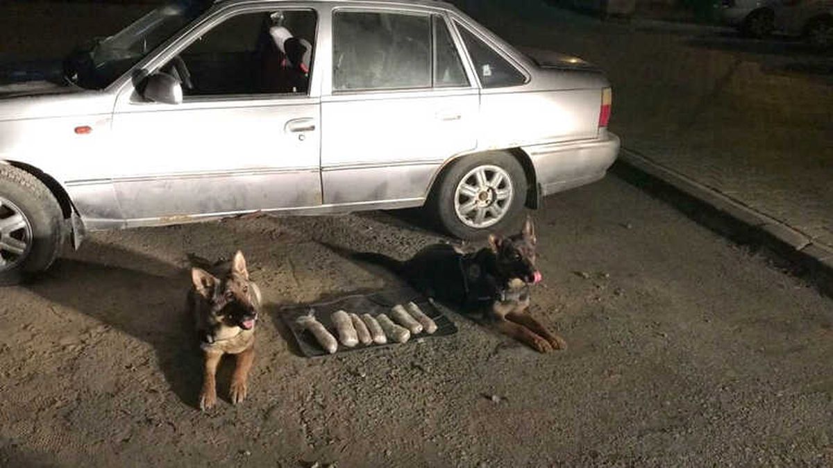Ankara\'ya Satışa Götürülen 3 Kilo 100 Gram Eroin Samsun\'da Ele Geçti