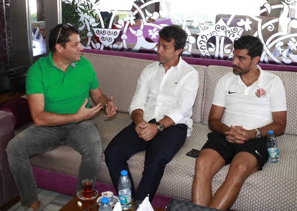 Antalyaspor Hollanda\'ya Gitti