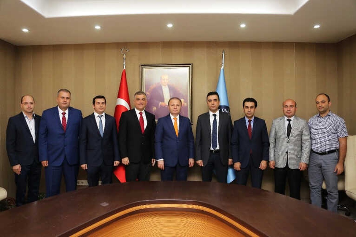 Aü Destekleme Vakfından Bilgisayar Desteği