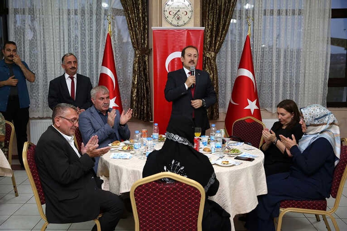 Bayburt Valiliği Şehit Yakınları ve Gaziler Onuruna Yemek Düzenledi