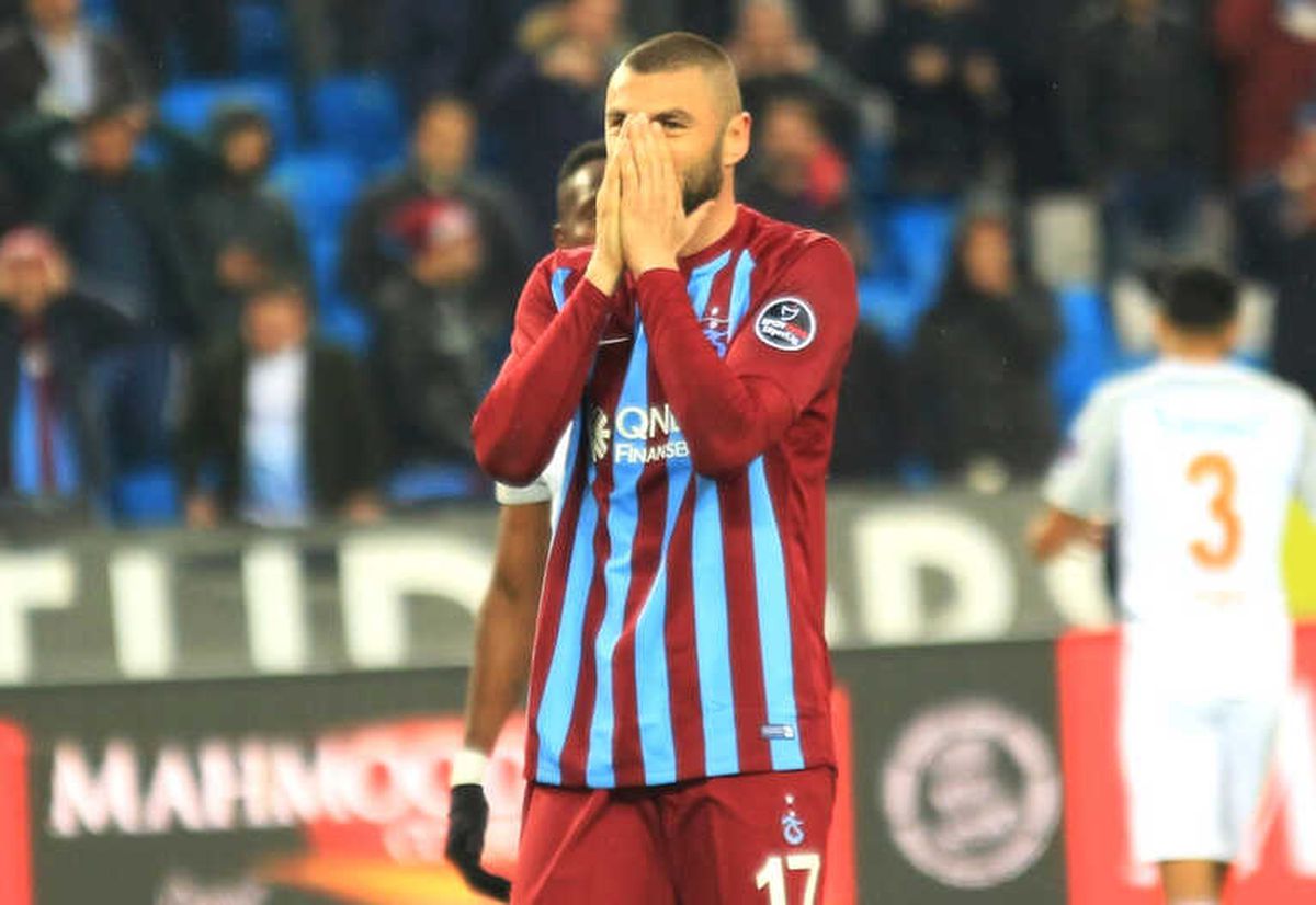 Burak Yılmaz\'dan Kötü Haber