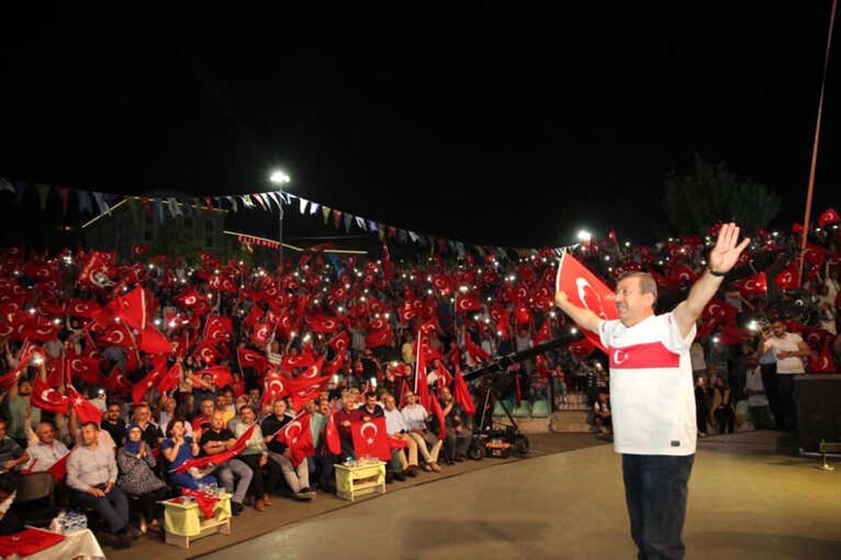 Darıca\'da 15 Temmuz Çoşku ile Kutlandı