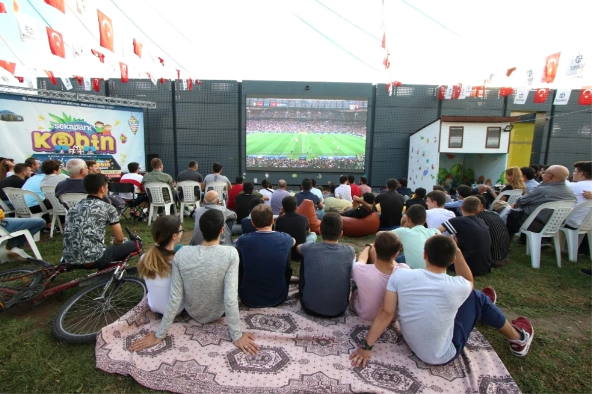 Dünya Kupası Final Coşkusu K@bin\'de Yaşandı