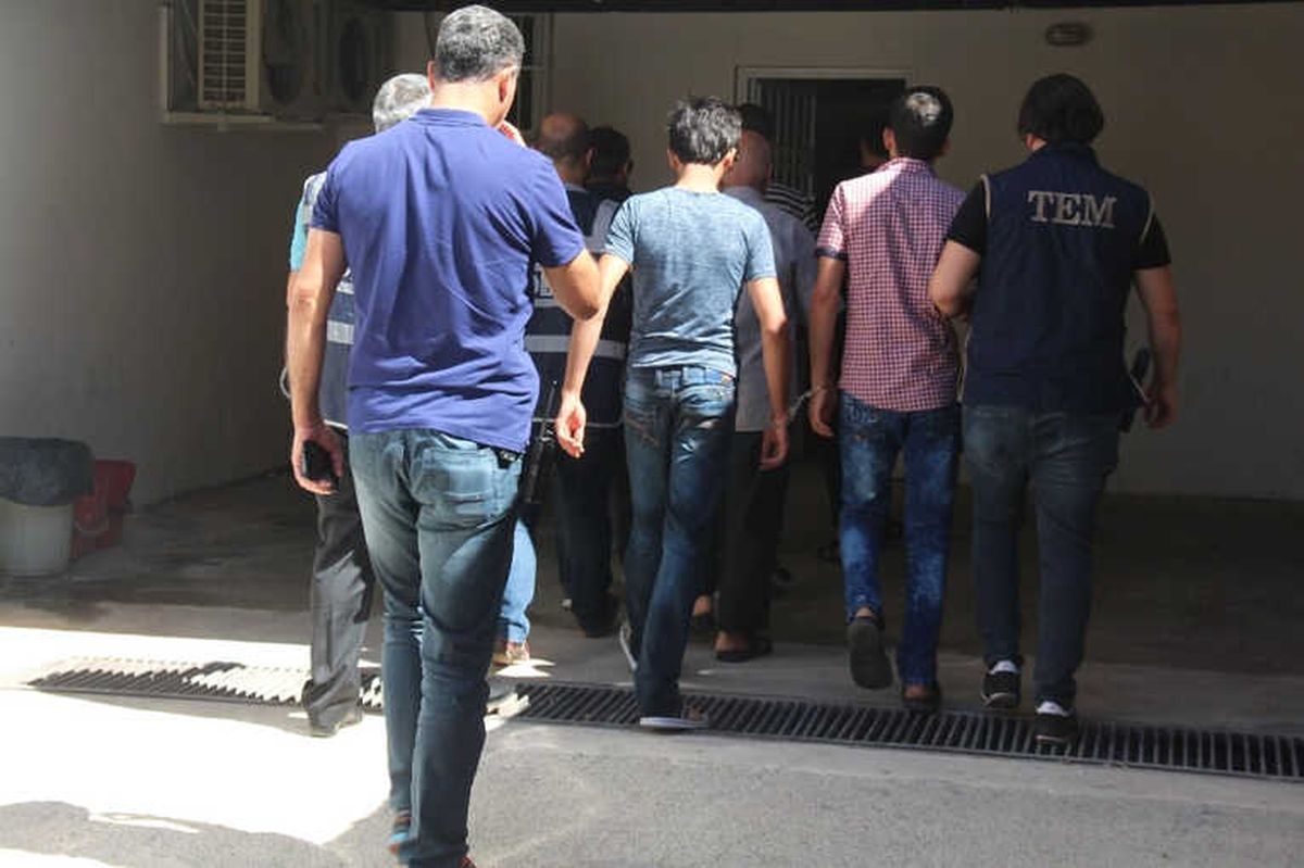 Elazığ\'da Deaş Operasyonu: 5 Şüpheli Adliyeye Sevk Edildi