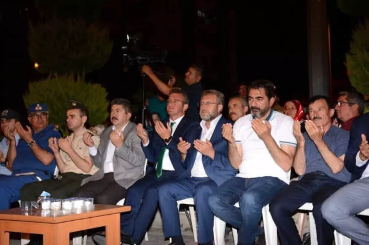 Gediz\'de \'15 Temmuz Şehitleri Anma, Demokrasi ve Milli Birlik Günü\' Kutlandı