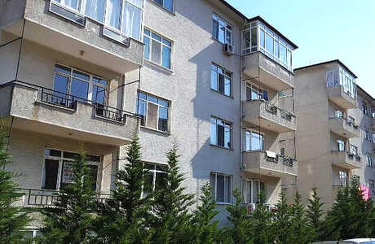Kız Kardeşinin Evinde İntihar Etti