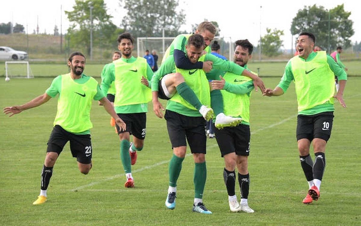 Konyaspor\'a Hollanda Kampı Öncesi 4 Gün İzin