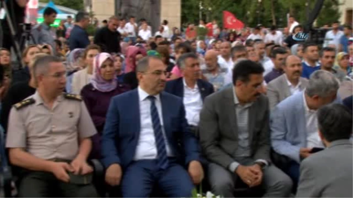 Malatya 15 Temmuz İçin Tek Yürek Oldu