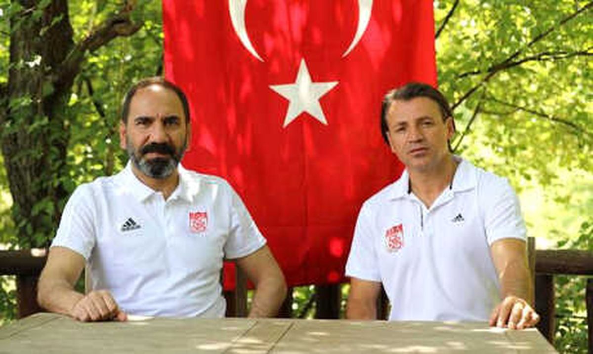 Mecnun Otyakmaz: "Transferde Temkinli Davranıyoruz"
