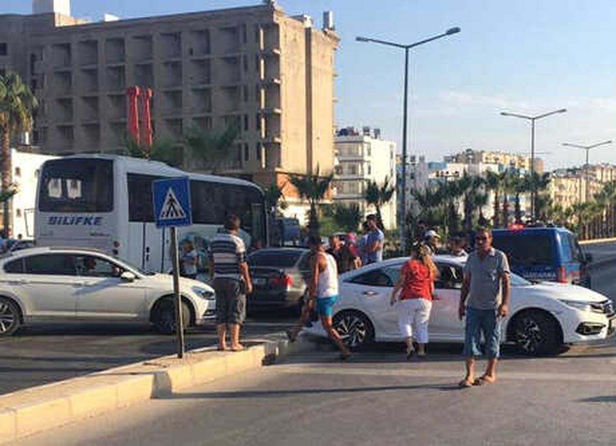 Mersin\'de Şüpheli Paket Paniği