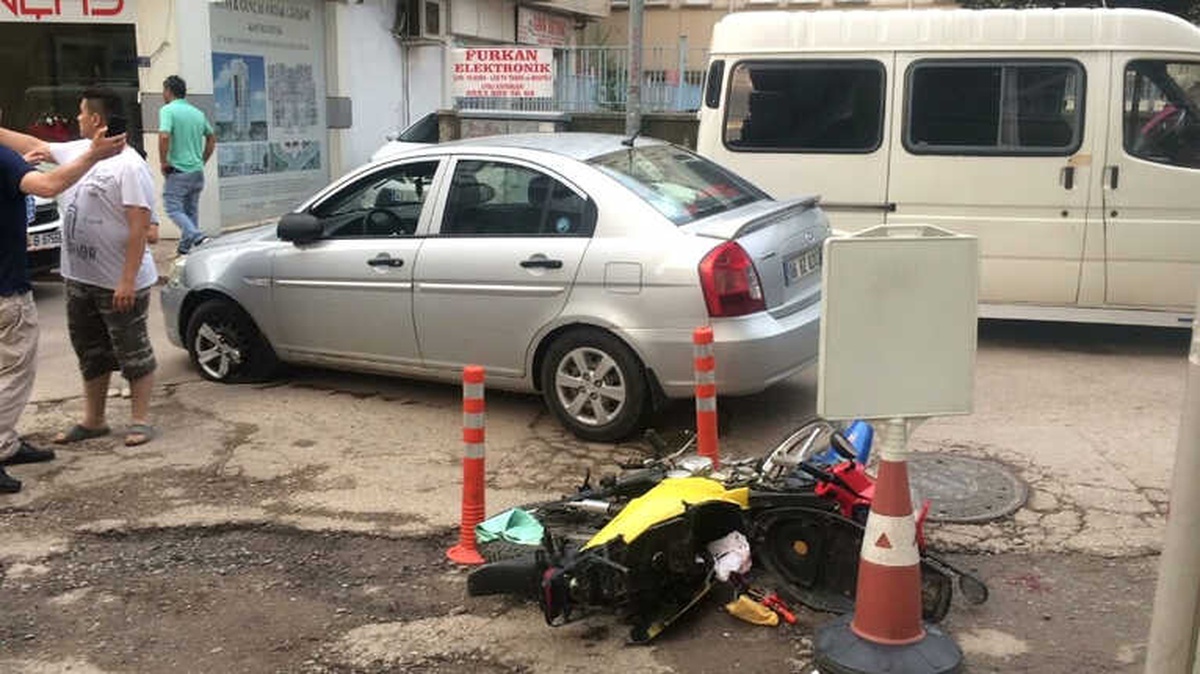 Otomobil ile Motosiklet Çarpıştı: 1 Yaralı