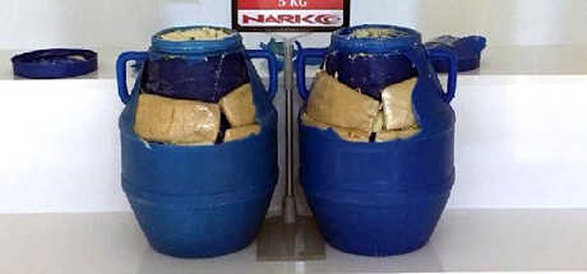 Peynir Bidonlarından 5 Kilo 350 Gram Eroin Çıktı