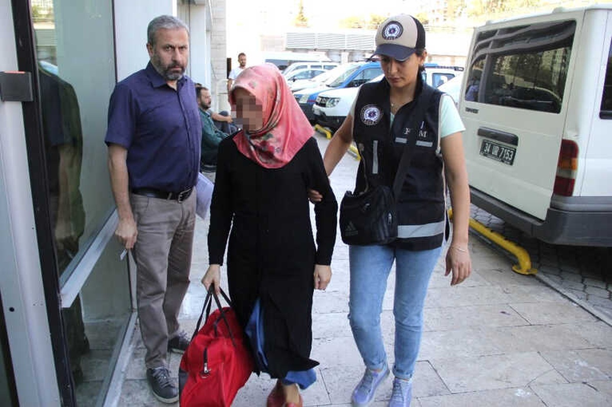 Samsun\'da Fetö\'den 2 Kişi Tutuklandı, 1 Kişiye Ev Hapsi