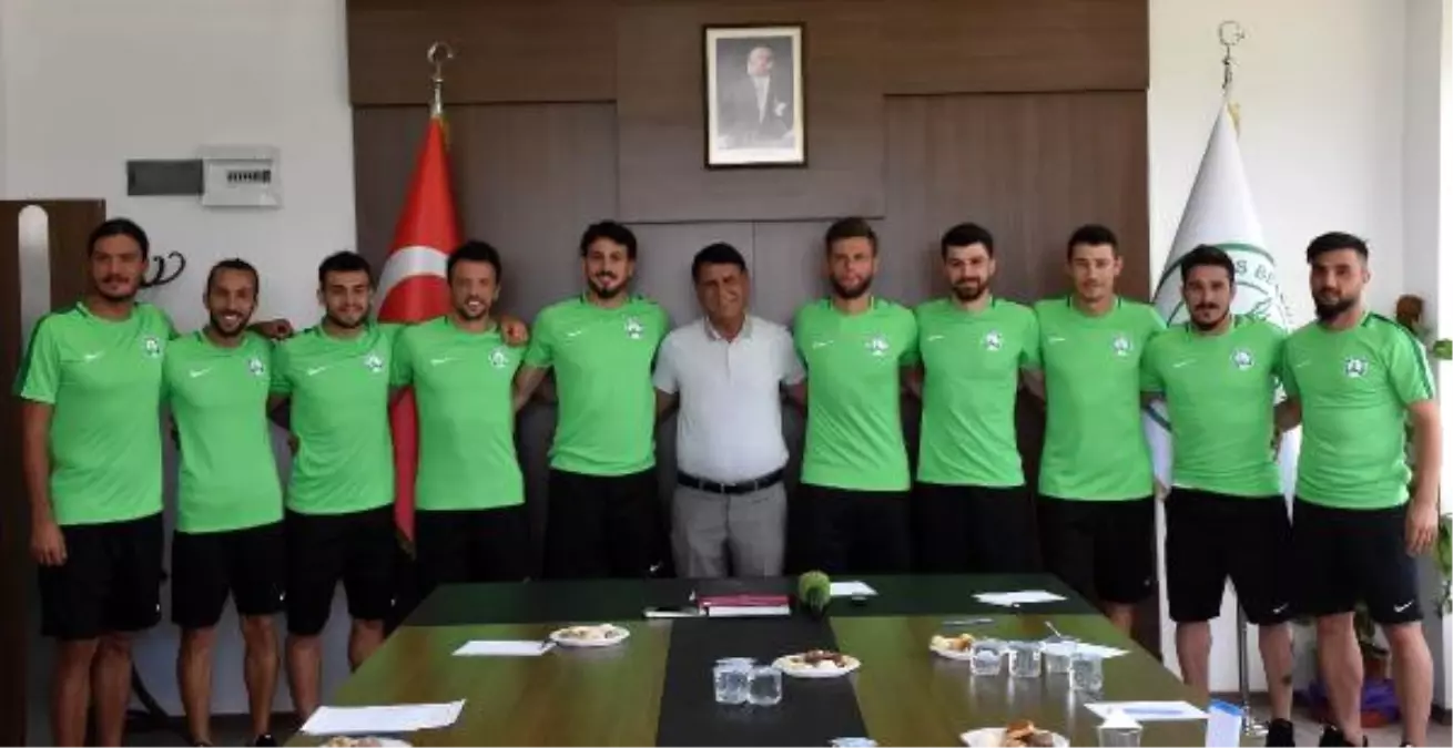 Sivas Belediyespor 11 Futbolcuyu Kadrosuna Kattı