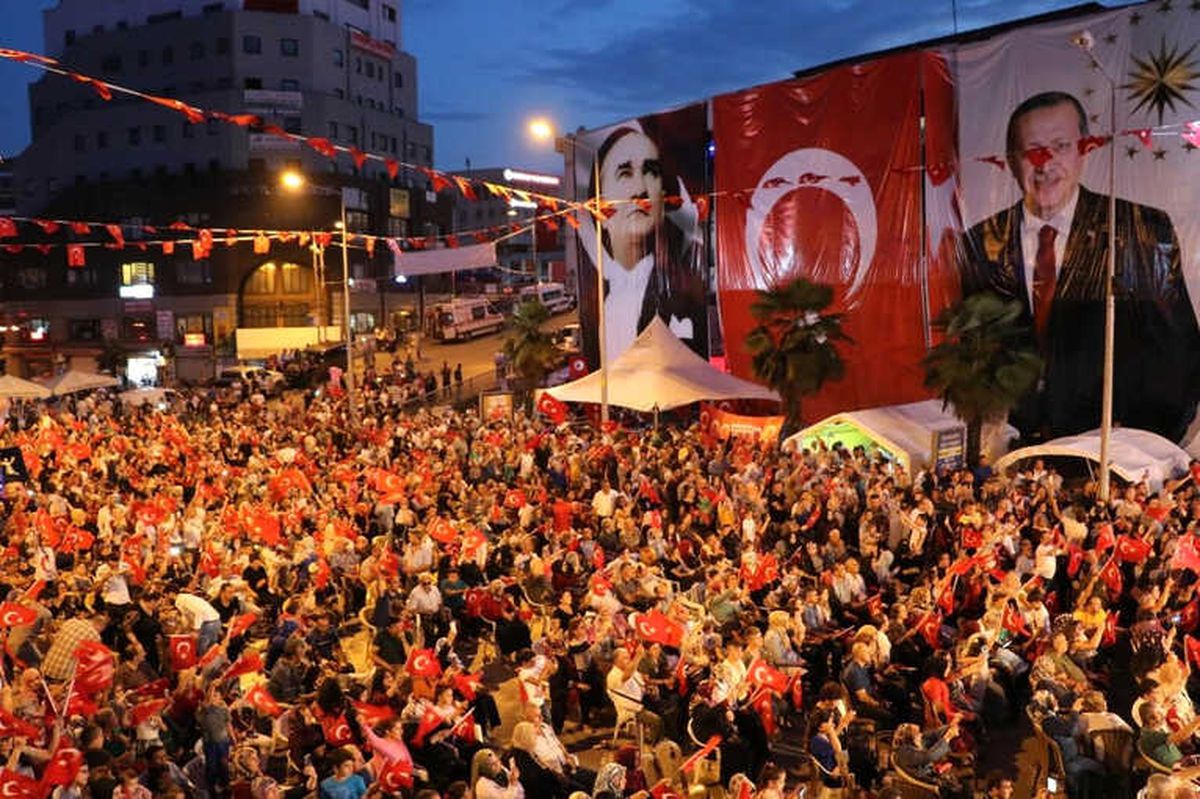 Validen \'Cemaat\' Açıklaması