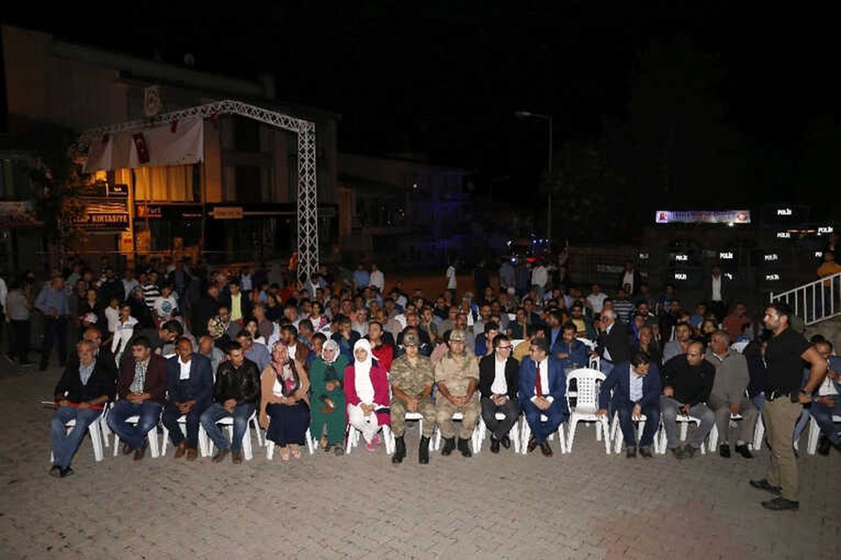 Varto\'da 15 Temmuz Şehitleri Anıldı