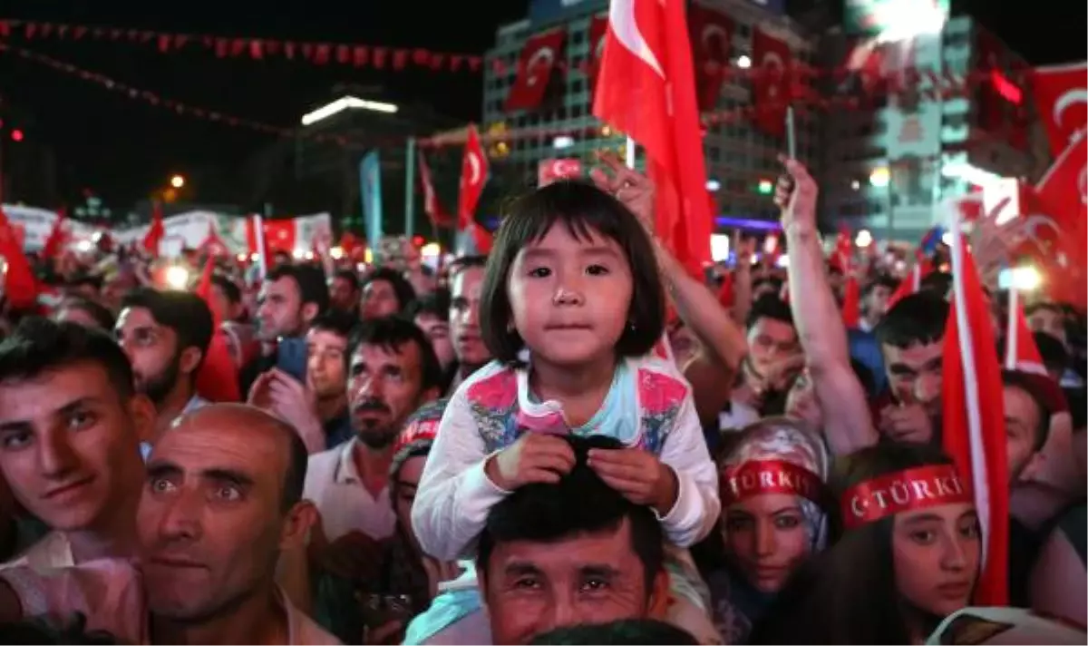 Yıldırım: Darbecilerin Başından Şehitlerimiz Adına Hesap Soracağız