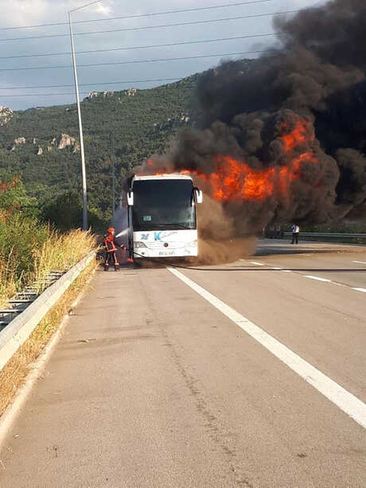 Yolcu Otobüsü Alev Alev Yandı