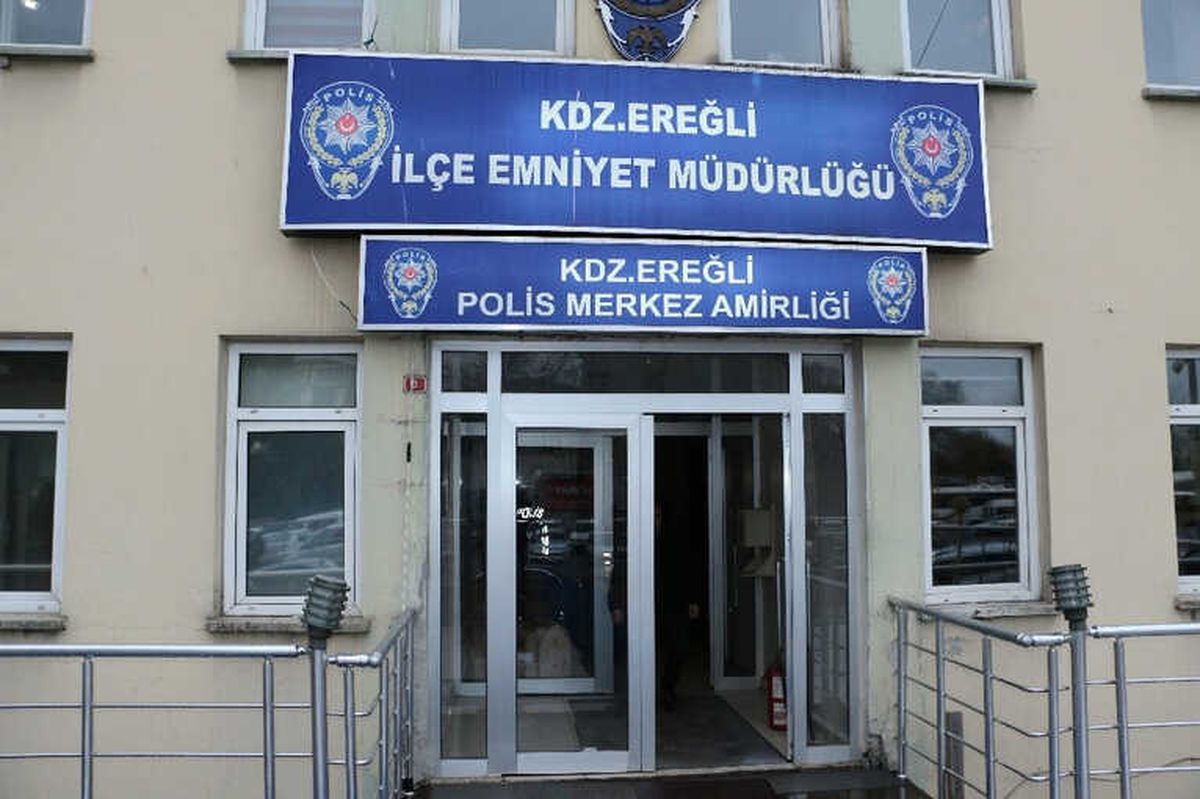 Zonguldak\'ta 2 Kişi Uyuşturucu Satmaktan Tutuklandı