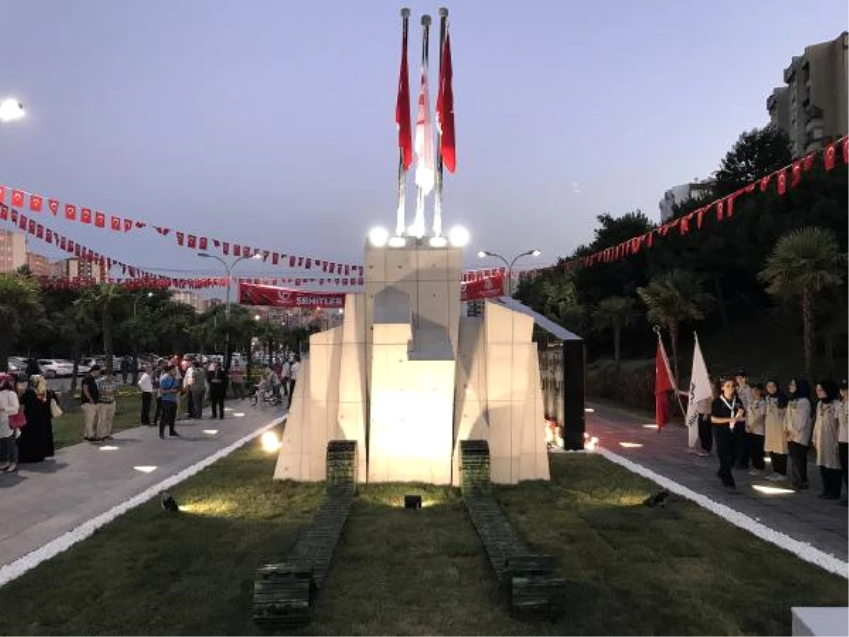 Başakşehir\'de 15 Temmuz Şehitler Anıtı Açıldı