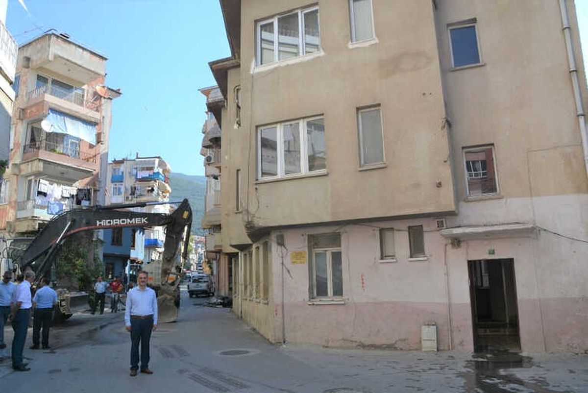 Binalar Kamulaştırılıyor Mahalleler Nefes Alıyor