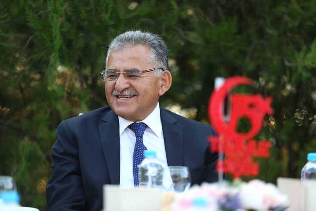 Büyükkılıç, "Kendimizi ve Hizmetlerimizi Geliştiriyoruz"
