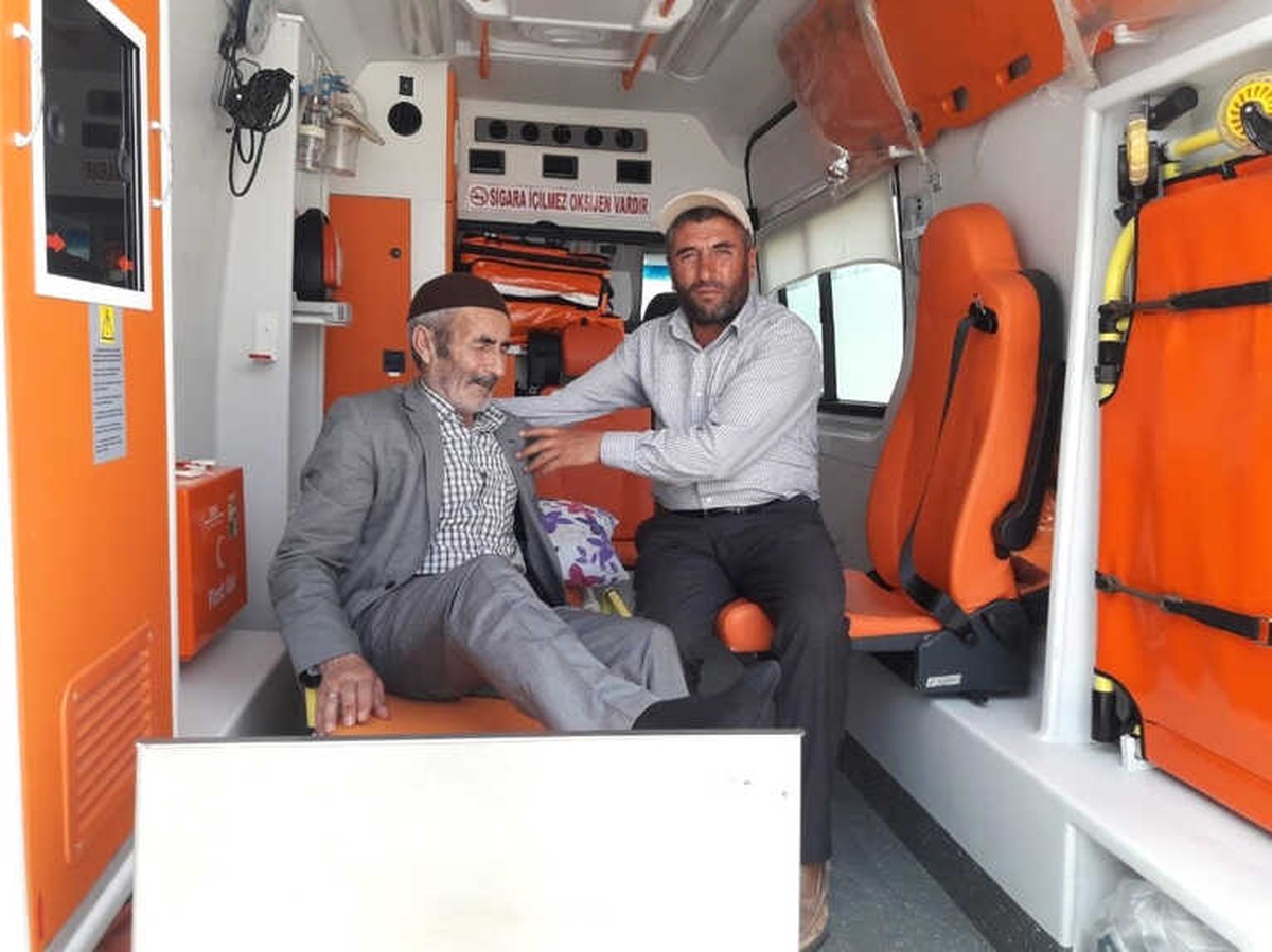 Çaldıran Belediyesinden Ambulans Hizmeti