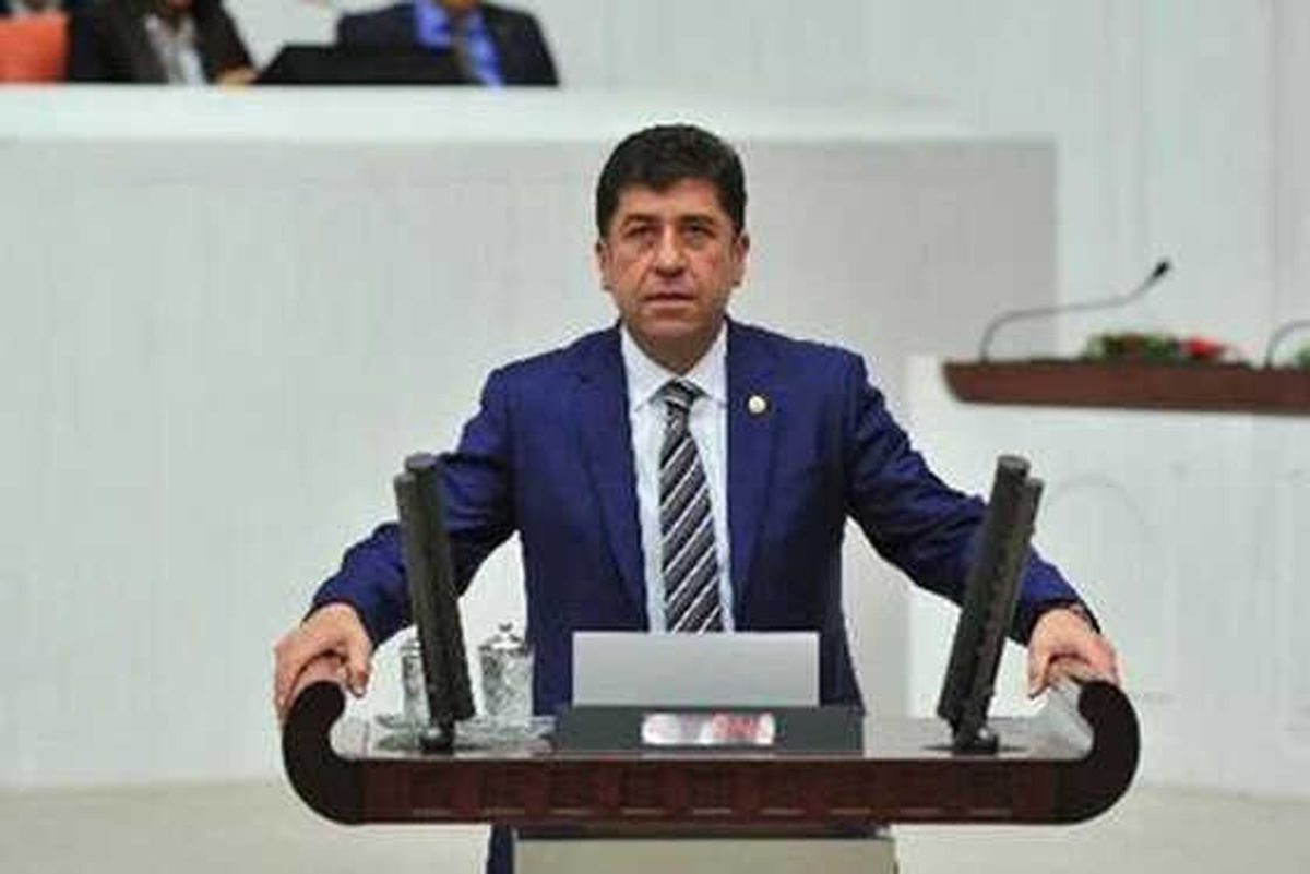 CHP\'de Olağanüstü Kurultay İçin İmza Sayısı Artıyor