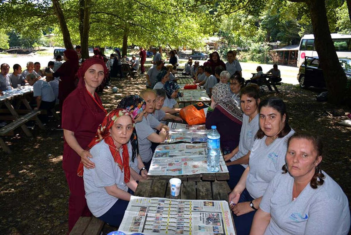 Engelliler Piknikte Bir Araya Geldi