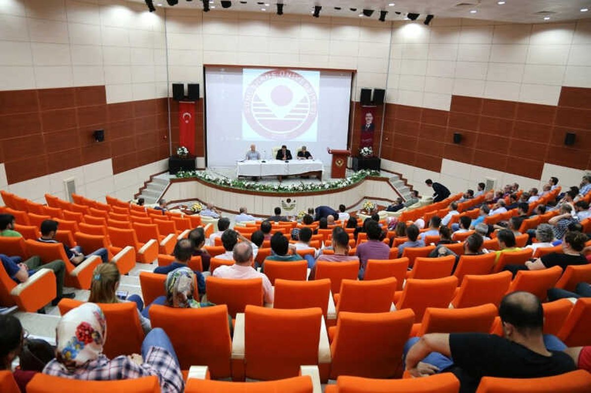 Gümüşhane Üniversitesi\'nde 2\'nci Yılında \'15 Temmuz Hain Darbe Girişimi\' Paneli Gerçekleştirildi