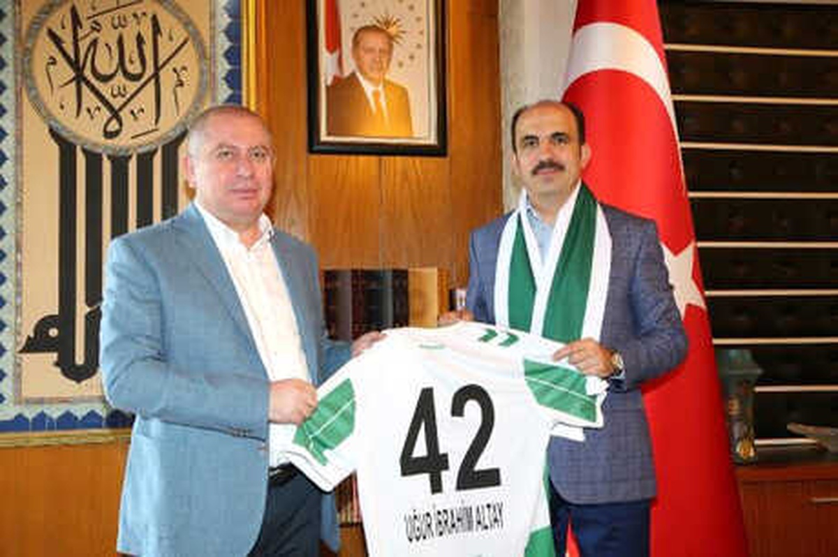 Hilmi Kulluk: \'Yeni Sezonda Çok Daha Güçlü Bir Atiker Konyaspor İzlettireceğiz\'