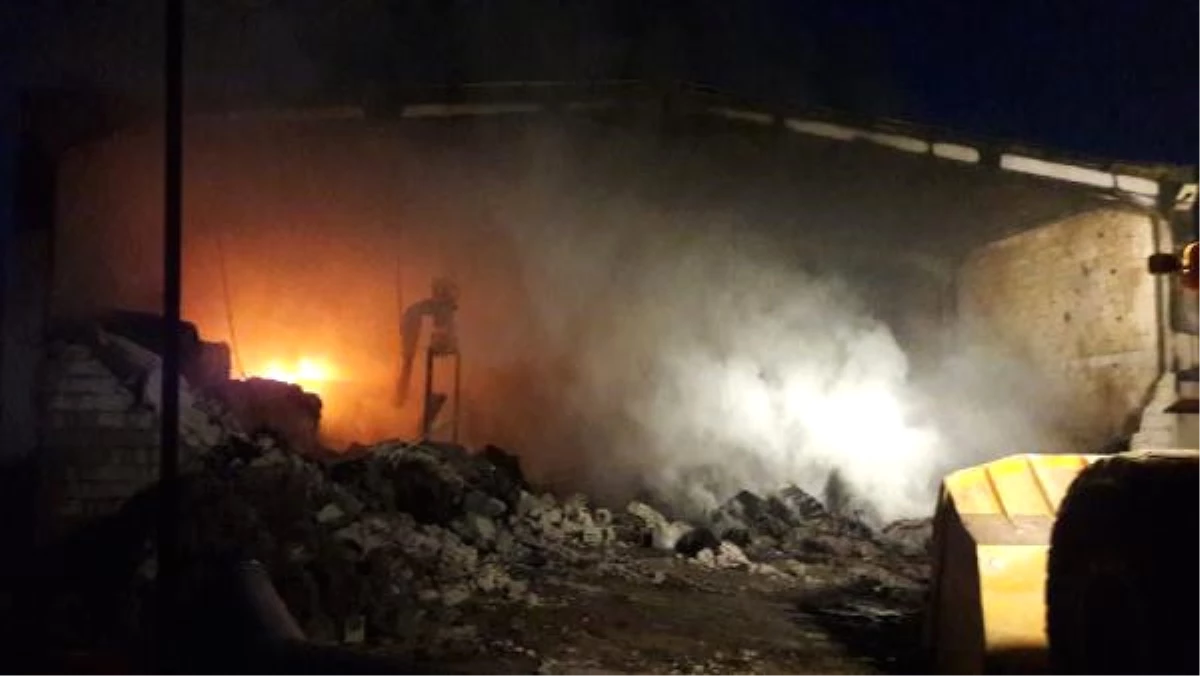 İplik Fabrikasındaki Yangın, Zarara Yol Açtı