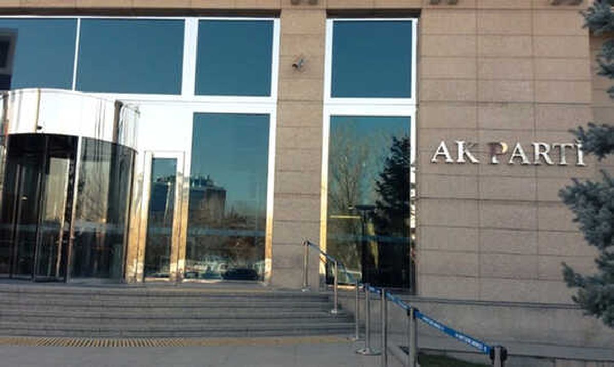 AK Parti\'nin Vazgeçemediği Vekiller