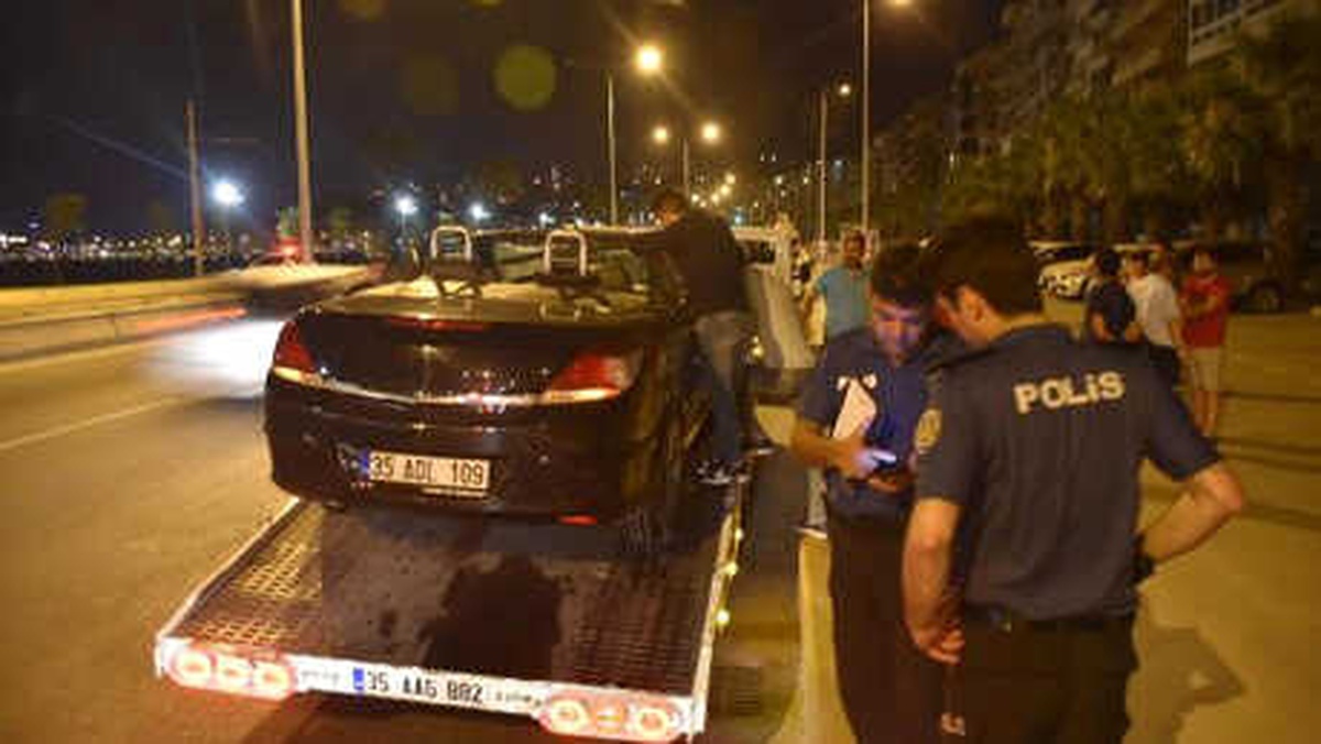 Otomobilin Çarptığı 2 Yaya, Hayatını Kaybetti