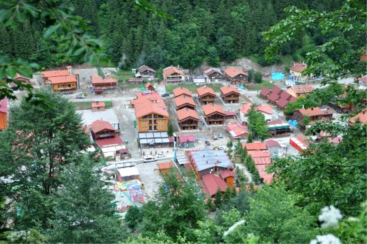 Uzungöl\'de İşletmeciler \'İmar Barışı\' İçin Sıraya Girdi