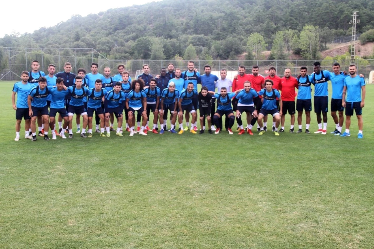 Adana Demirspor\'un Yeni Oyuncuları Kampa Dahil Oldu