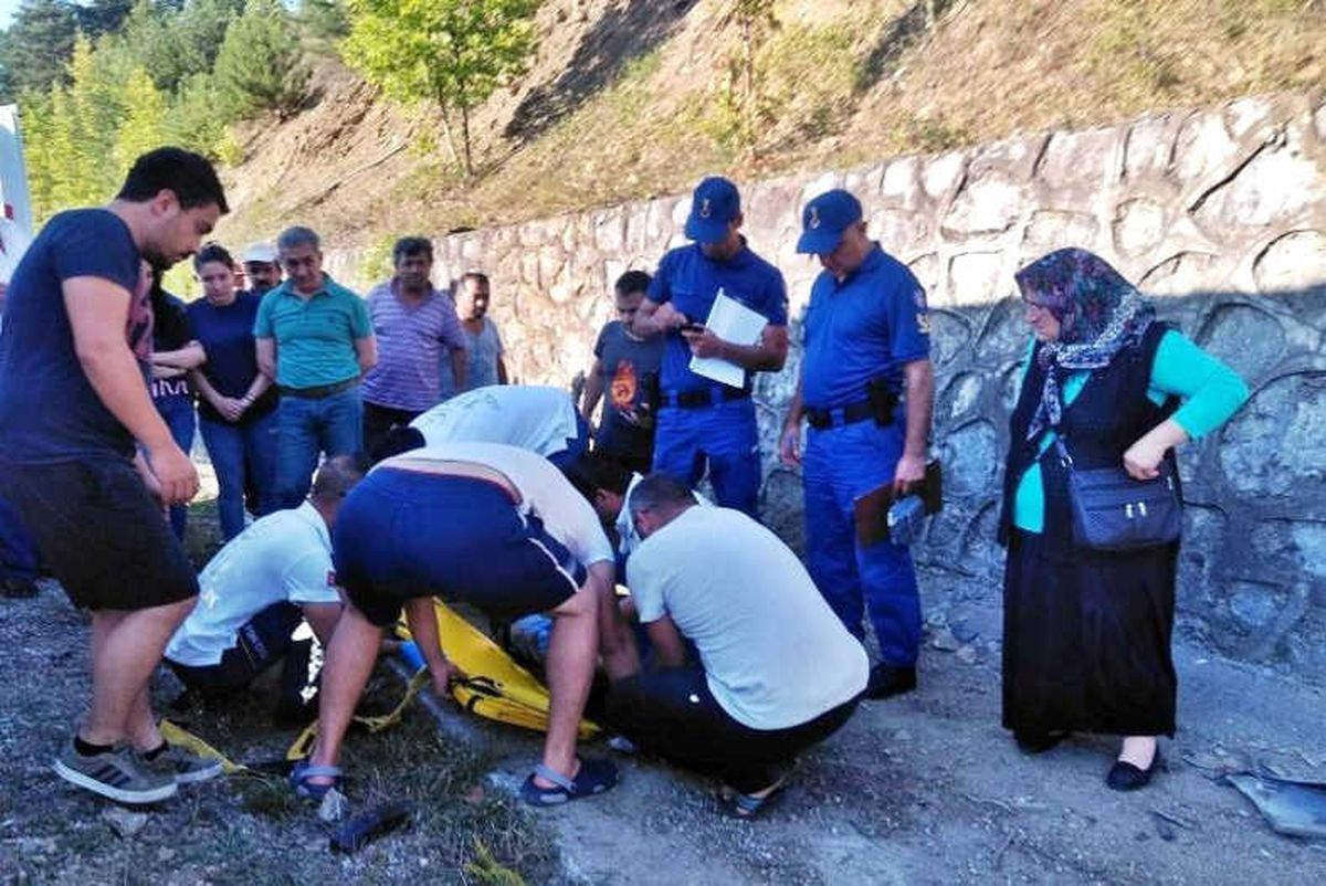 Bartın\'da Trafik Kazası: 1 Ölü, 1 Yaralı